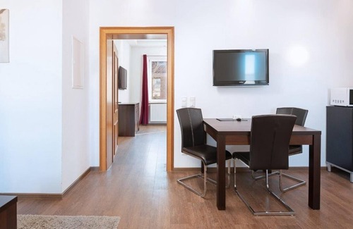 Schweinfurt Apartment | Spacious apartment with kitchenette