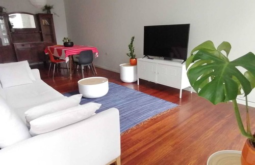 Pontevedra Old Town Apartment | Spacious apartment in the old town next to the town hall.