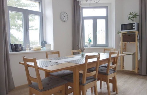 Rottwerndorf Apartment | Spacious apartment for 6 people with 3 bedrooms, children welcome