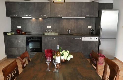 Cluny Apartment | Spacious apartment