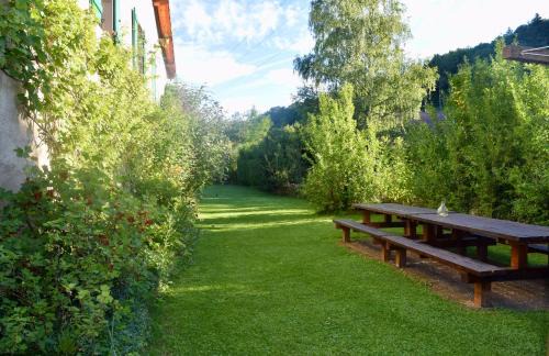 La Tour-du-Meix Apartment | Spacious apartment in old farm close to Lac de Vouglans