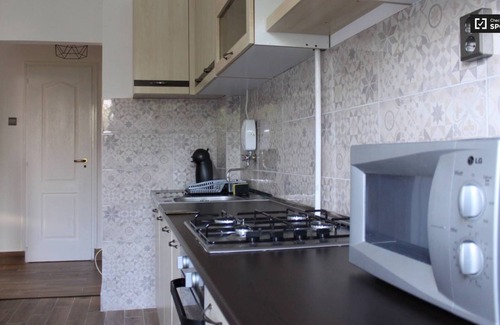 Herminamezo House | Spacious apartment/free parking/near center/WIFI