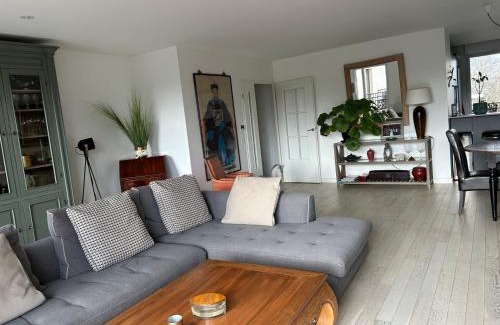 Saint-Cloud Apartment | Spacious apartment - gates of paris