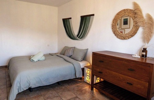 Villaverde Hotel | Spacious Apartment in Green Oasis | Casa Cocolores