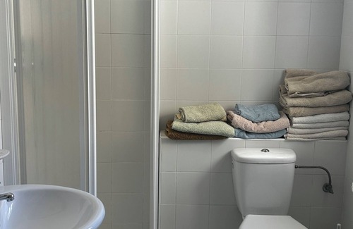 Zebbug Apartment | Spacious apartment in beautiful Ħaż-Żebbuġ with WiFi, AC