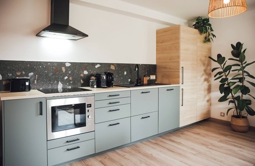 Epernay Apartment | Spacious apartment in the Champagne capital!