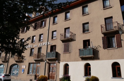 La Grave Apartment | Spacious apartment in the center of La Grave