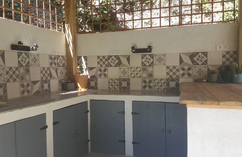 Sartene Apartment | Spacious apartment in the heart of Sartene with garden and summer kitchen.