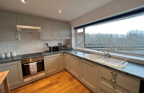 Croyde Apartment | Spacious Apartment in the Centre of costal Village - 5 minutes walk to the beach
