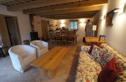 Furlo Apartment | Spacious apartment in the Gola del Furlo National Park