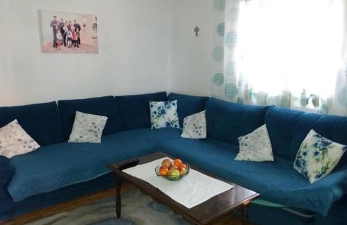 Postira Apartment | Spacious apartment Ita - near beach (terrace, sea view)