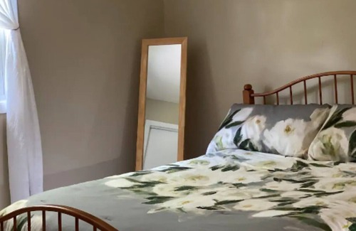 Columbia Apartment | Spacious Apartment, lovely lake, UConn, ECSU, 2 BR