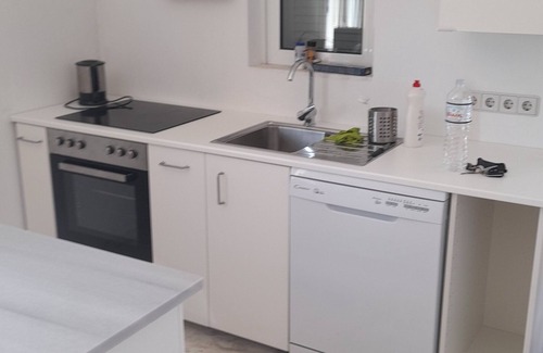 Foinikounta Apartment | Spacious apartment near the beach with a unique view of Finikounda