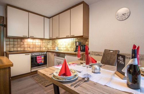 Jerzens Apartment | Spacious apartment near the Pitztal glacier