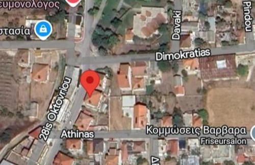 Krinidhes Apartment | Spacious apartment next to Arch View of Philippi