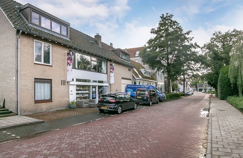 Moordrecht Apartment | Spacious apartment in a cosy dutch village