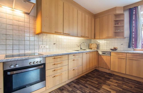 Tobadill Apartment | Spacious apartment on the edge of the forest