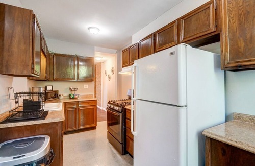 Ludlow Apartment | Spacious Apartment with Amazing views of Ohio River!