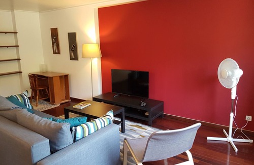 Guimaraes Apartment | Spacious apartment walking distance to the historic centre of Guimarães
