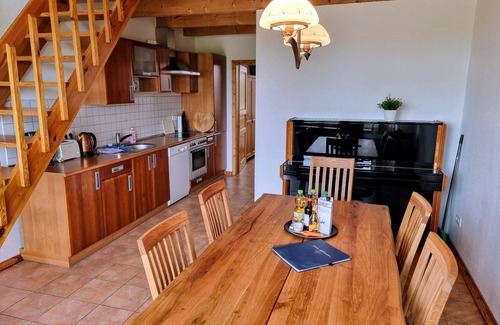 Grosefehn Apartment | Spacious apartment with a piano in the heart of East Friesland