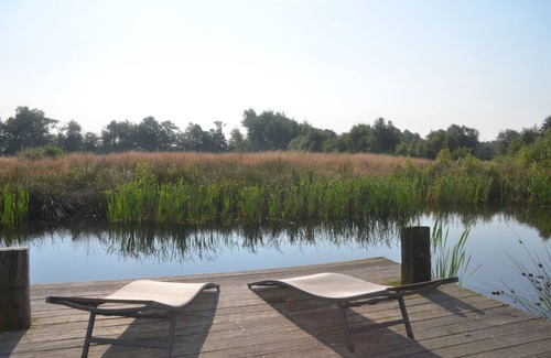 Grosefehn Apartment | Spacious apartment with a piano in the heart of East Friesland