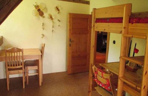 Hohnebostel House | Spacious Apartment with Garden, cleaning included