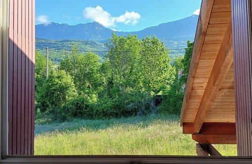 Chorges Apartment | Spacious apartment with terrace 5 minutes' walk from the center