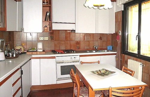 San Terenzo Apartment | Spacious apartment with garden in a quiet area, close to the sea and shops