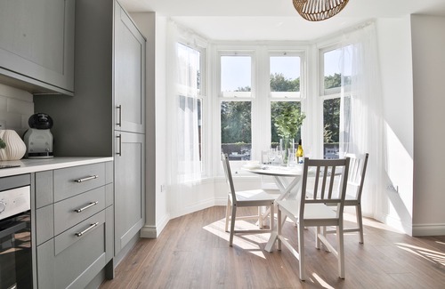 Cathays Apartment | Spacious Apartments with Private Parking