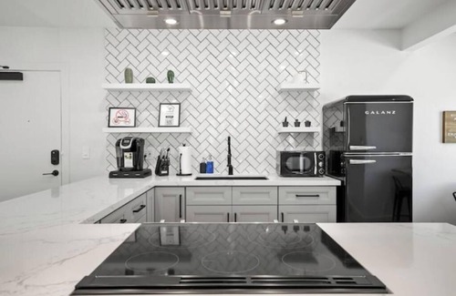 Pasadena Apartment | Spacious Apt w/2BR - City Center