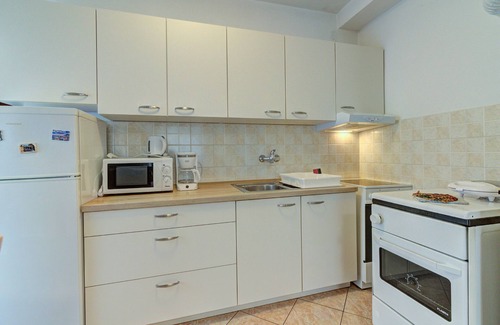 Senj Apartment | Spacious apt with terrace and beautiful sea view