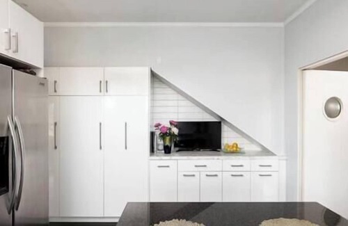 Lemon Grove House | Spacious Art Deco Retreat: Gourmet Kitchen, Rooftop Sunsets, 9 Mi to SD