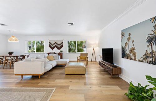 Hendricks and Venice Isles Apartment | Spacious Beach Apt in Las Olas Blvd