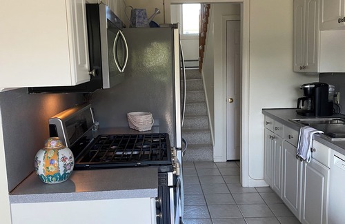 Eastward Look House | Spacious beach house with front and back yards, short walk to Scarborough beach