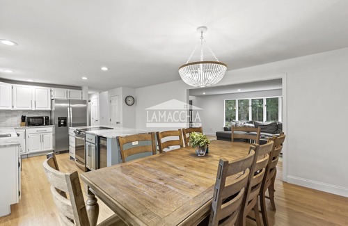 Cotuit House | Spacious Beach House on Cape Cod