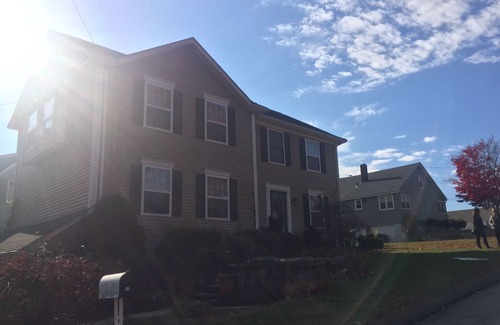 Niantic House | Spacious Beach House walking distance to the beach