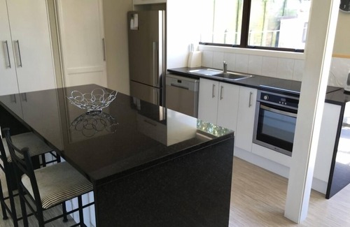 Pukehina House | Spacious Beachfront Family Bach with extra studio