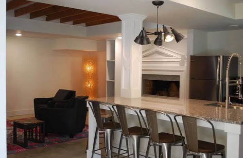 Point Lookout House | Spacious Beachfront 2 Homes in 1 Family Stay, 7 Beds/Sleeps 14, 90 Mins from DC