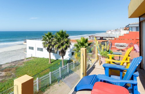 La Joya House | Spacious Beachfront House in Baja Malibu ~ Great location - Lots of amenities!