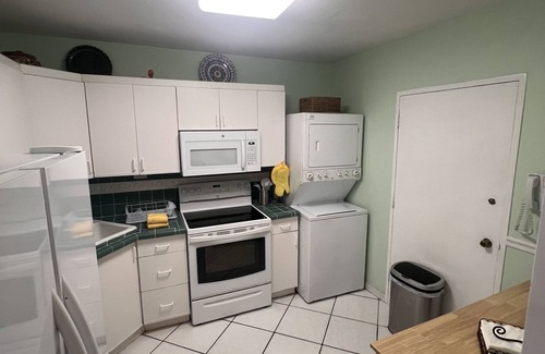 Mid Beach Condo | Spacious Beachfront Retreat,nFamily Friendly,nFree parking/Free Public Trolley