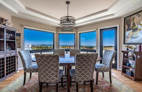Roseville - Fleet Ridge House | Spacious Beautiful Home with Stunning Bay Views