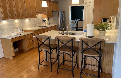 Evans House | Spacious & Beautiful Masters Rental Close To Tournament