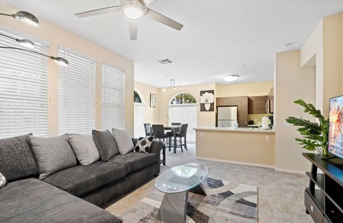 Garden Grove Apartment | Spacious & Beautiful 2BD/2BA ! 5MINS to Disney! The Outlets! Angel Stadium! etc.