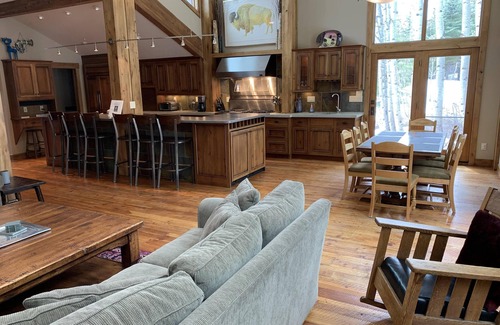Teton Village House | Spacious & Beautifully Appointed Jackson Hole Mountainside Ski Lodge Sleeps 17+