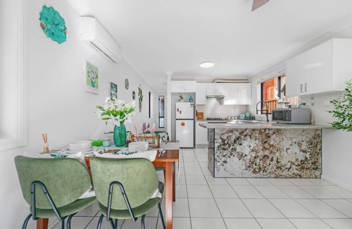 Blacktown House | Spacious Blacktown Retreat | Convenient Location