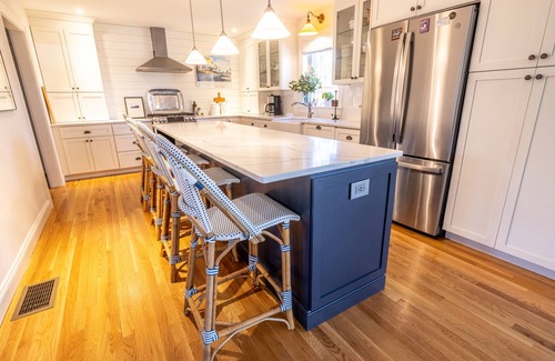 East Orleans House | Spacious, Brand New Home - 5 bedroom 6 bath!