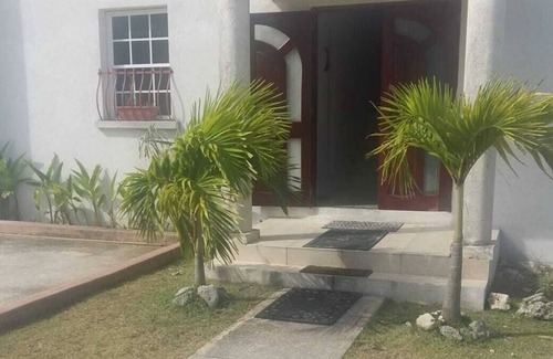 Enterprise Apartment | Spacious, breezy Condo!