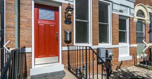 Truxton Circle House | Spacious & Bright home In Bloomingdale/Truxton DC