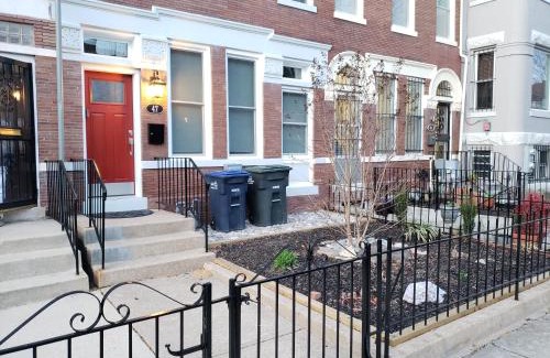 Truxton Circle House | Spacious & Bright home In Bloomingdale/Truxton DC
