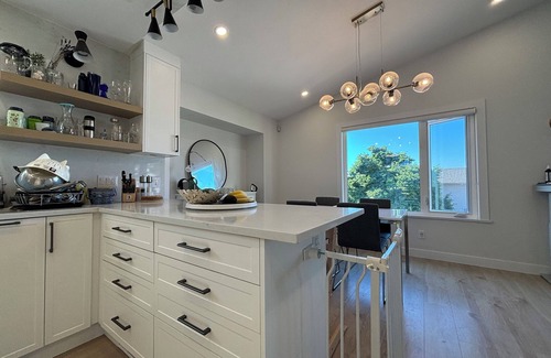 Coquitlam House | Spacious Bright renovated family home with Views! - Westwood Plateau